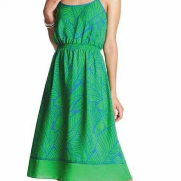 LOFT Dresses & Skirts - Loft Palm Leaf Midi Dress Size S